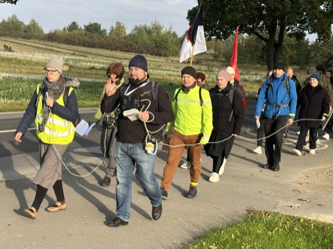 VI Piesza Pielgrzymka Tradycji do Wąwolnicy, 2025 — fotografia 71
